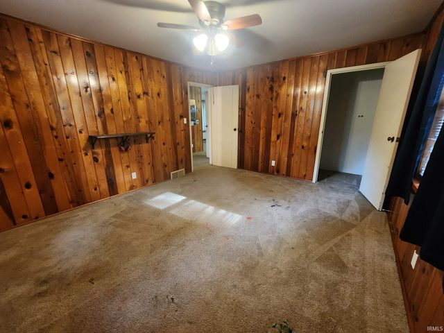 11220 Darmstadt Road, Evansville, IN 47725
