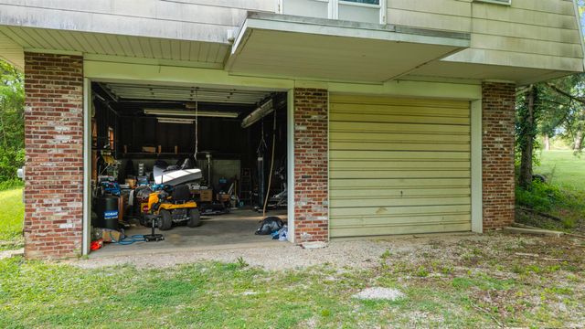 11220 Darmstadt Road, Evansville, IN 47725