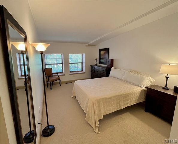 917 Madison St 113, Syracuse, NY 13210