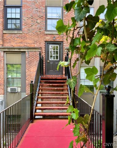 917 Madison St 113, Syracuse, NY 13210