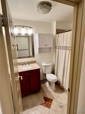 917 Madison St 113, Syracuse, NY 13210