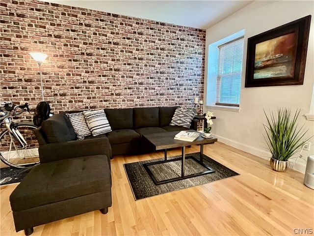 917 Madison St 113, Syracuse, NY 13210