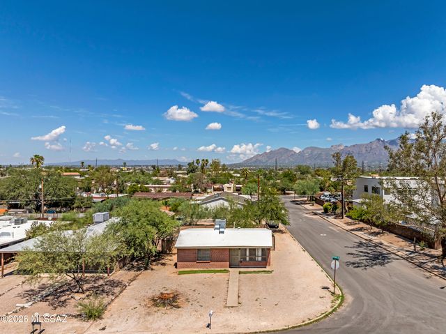 847 E Waverly Street, Tucson, AZ 85719