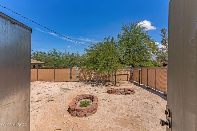 847 E Waverly Street, Tucson, AZ 85719