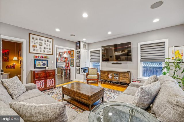 8601 HEMPSTEAD AVE, Bethesda, MD 20817
