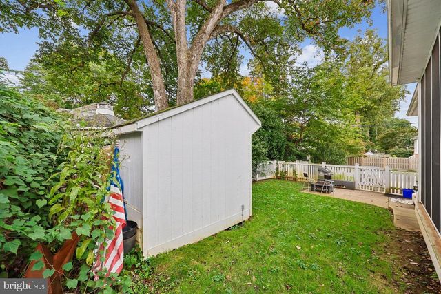 8601 HEMPSTEAD AVE, Bethesda, MD 20817