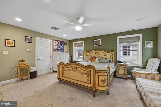 8601 HEMPSTEAD AVE, Bethesda, MD 20817