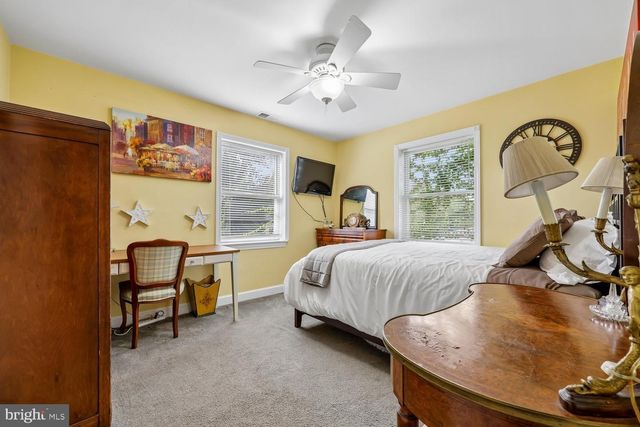 8601 HEMPSTEAD AVE, Bethesda, MD 20817
