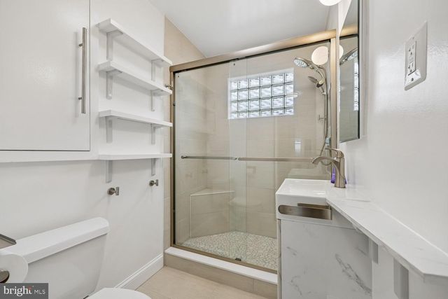 8601 HEMPSTEAD AVE, Bethesda, MD 20817