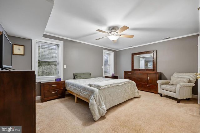 8601 HEMPSTEAD AVE, Bethesda, MD 20817