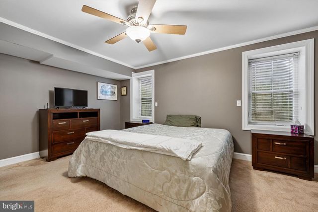8601 HEMPSTEAD AVE, Bethesda, MD 20817