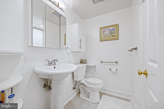 8601 HEMPSTEAD AVE, Bethesda, MD 20817