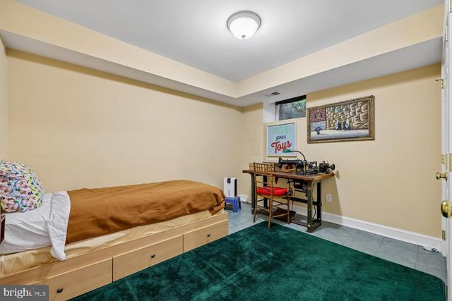8601 HEMPSTEAD AVE, Bethesda, MD 20817