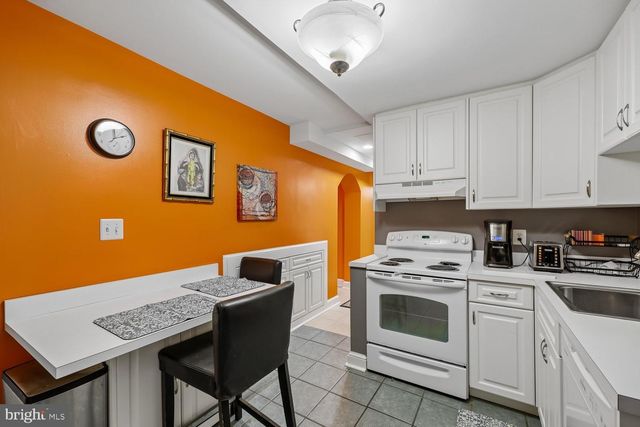 8601 HEMPSTEAD AVE, Bethesda, MD 20817