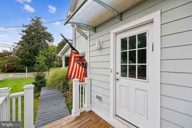 8601 HEMPSTEAD AVE, Bethesda, MD 20817