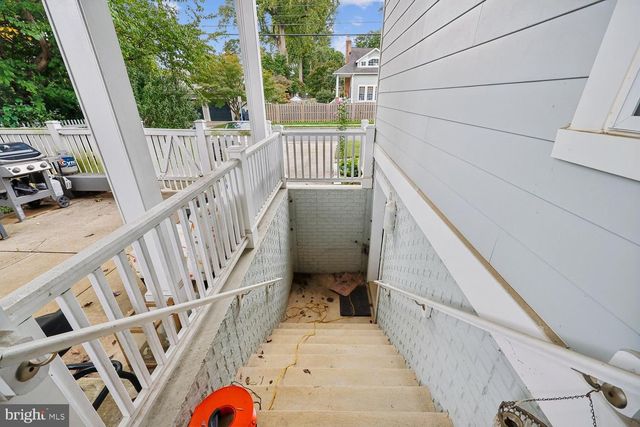 8601 HEMPSTEAD AVE, Bethesda, MD 20817