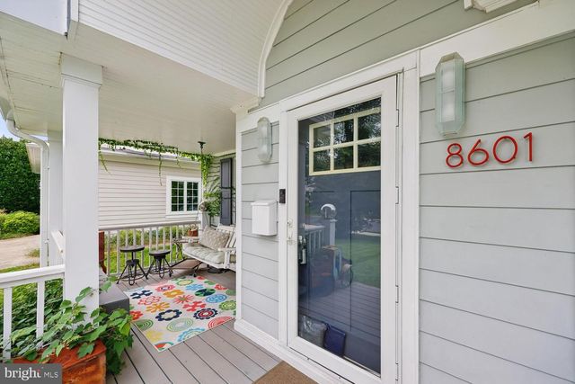 8601 HEMPSTEAD AVE, Bethesda, MD 20817