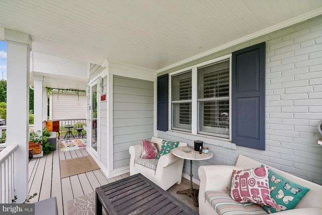 8601 HEMPSTEAD AVE, Bethesda, MD 20817
