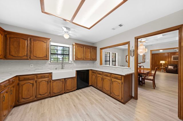 1210 Batchler Road, Red Oak, TX 75154