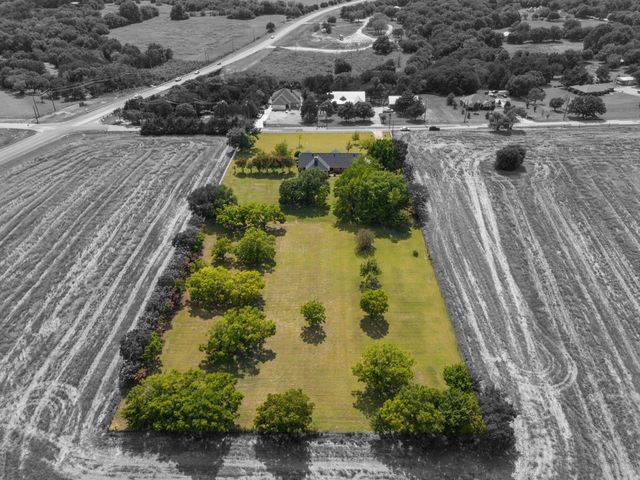 1210 Batchler Road, Red Oak, TX 75154