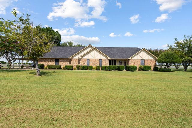 1210 Batchler Road, Red Oak, TX 75154
