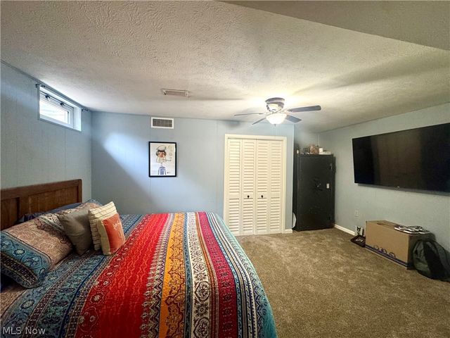 5404 10th Avenue, Vienna, WV 26105