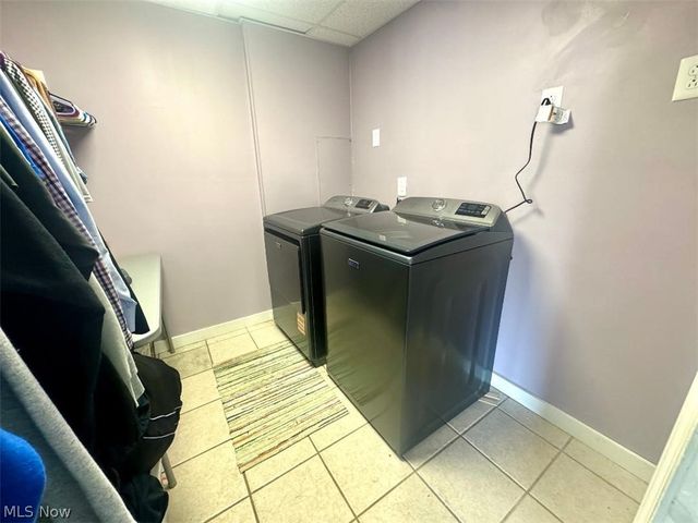 5404 10th Avenue, Vienna, WV 26105