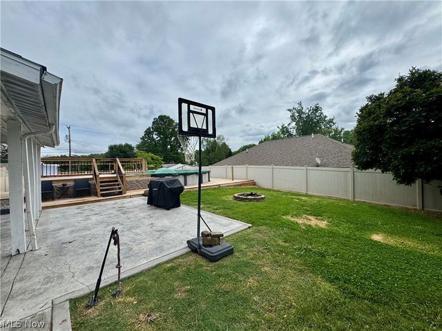 5404 10th Avenue, Vienna, WV 26105
