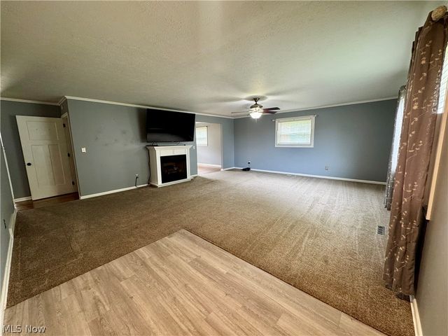 5404 10th Avenue, Vienna, WV 26105