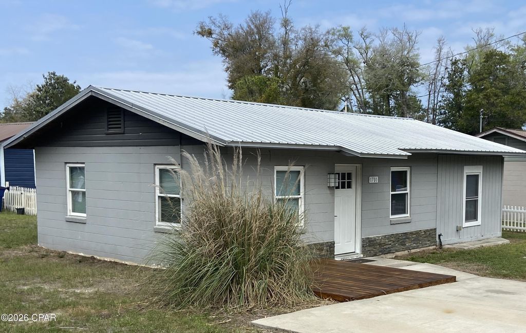 1701 Louise Avenue, Panama City, FL 32401