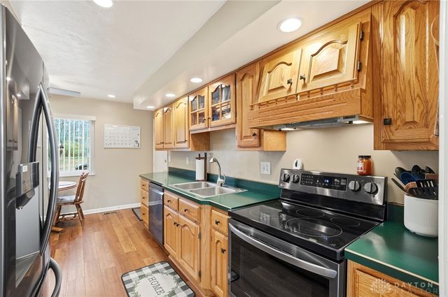 5801 Pondview Drive, Kettering, OH 45440