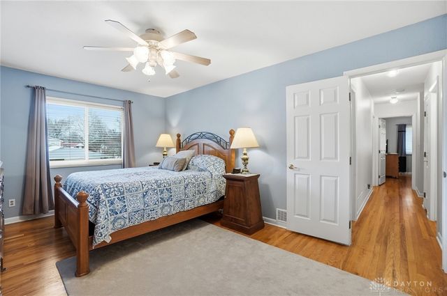 5801 Pondview Drive, Kettering, OH 45440