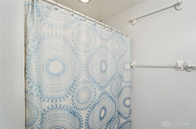 5801 Pondview Drive, Kettering, OH 45440