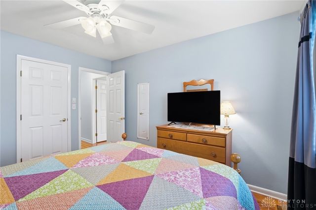 5801 Pondview Drive, Kettering, OH 45440