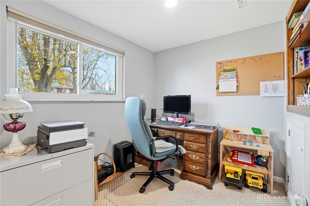 5801 Pondview Drive, Kettering, OH 45440