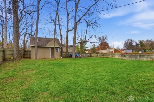 5801 Pondview Drive, Kettering, OH 45440