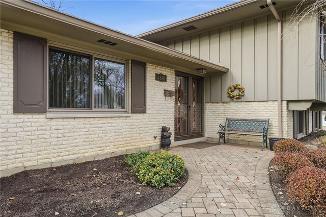 5801 Pondview Drive, Kettering, OH 45440