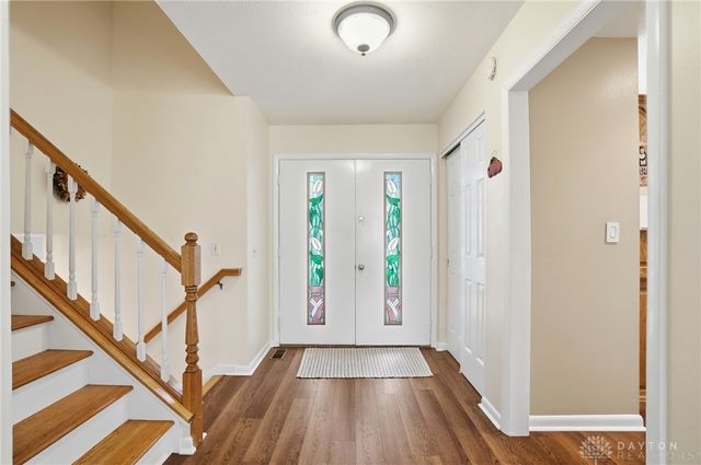 5801 Pondview Drive, Kettering, OH 45440