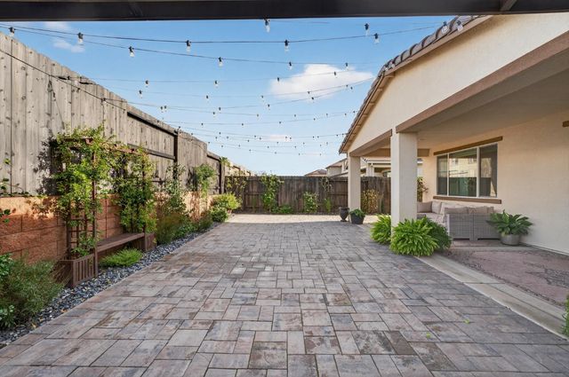 4498 Duckhawk Cir, Rancho Cordova, CA 95742