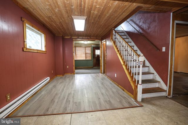 128-30 SPRUCE ST, Minersville, PA 17954