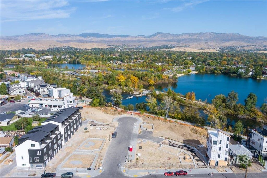 3420 N Kahuna Lane, Garden City, ID 83714 photo 17