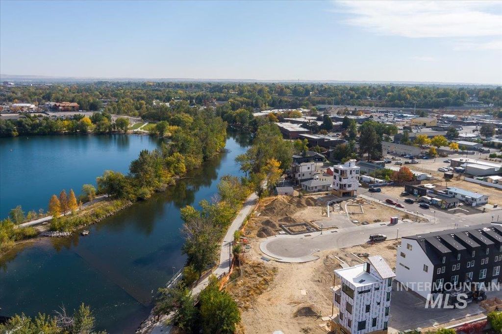 3420 N Kahuna Lane, Garden City, ID 83714 photo 22