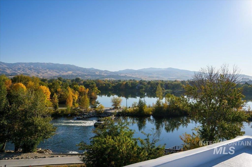 3420 N Kahuna Lane, Garden City, ID 83714 photo 3