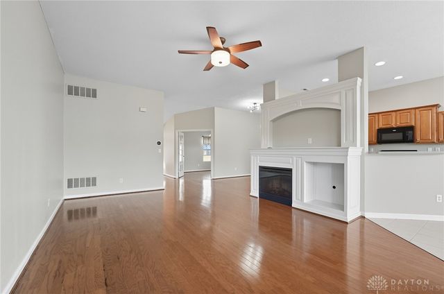 1194 Feather Trail, Maineville, OH 45039