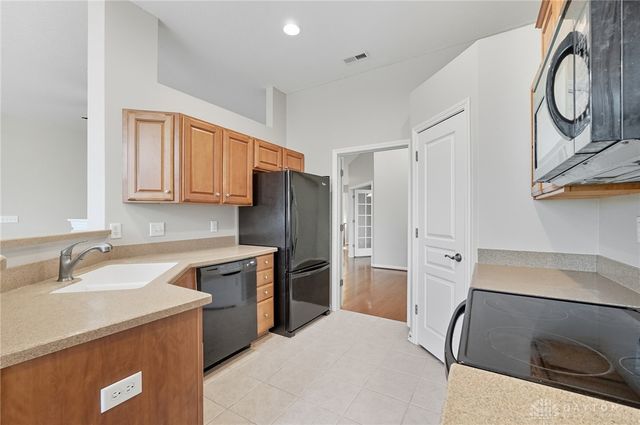 1194 Feather Trail, Maineville, OH 45039