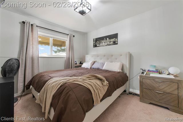 318 S Wildwood Street, Westland, MI 48186