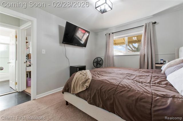 318 S Wildwood Street, Westland, MI 48186