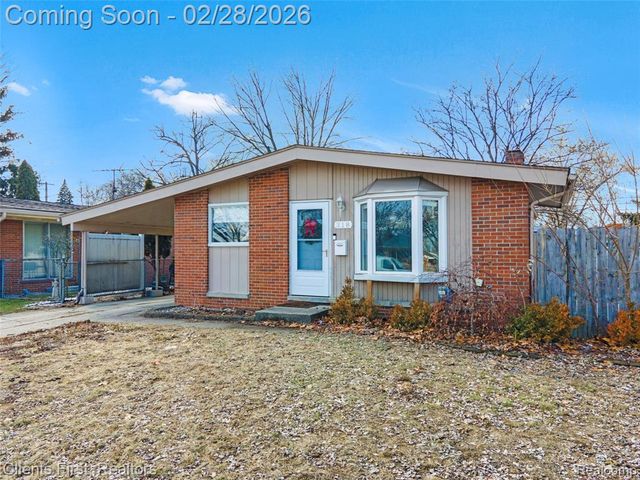 318 S Wildwood Street, Westland, MI 48186