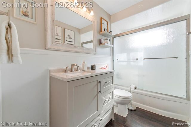 318 S Wildwood Street, Westland, MI 48186