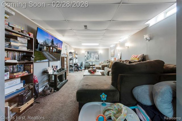 318 S Wildwood Street, Westland, MI 48186